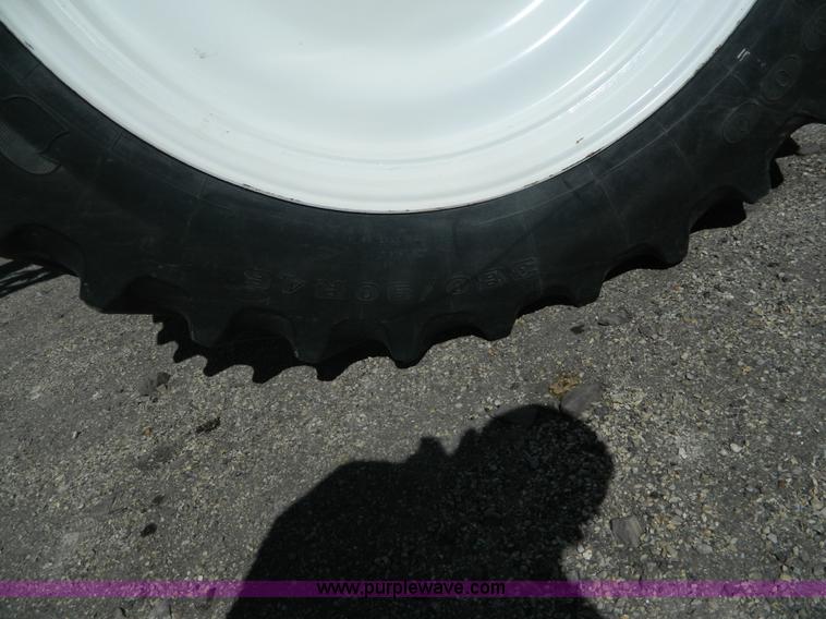 image for item J5144 1997 Ag-Chem RoGator 854 self-propelled applicator