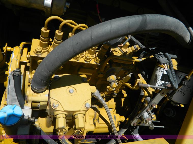 image for item J5144 1997 Ag-Chem RoGator 854 self-propelled applicator