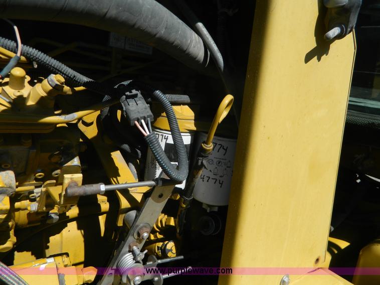 image for item J5144 1997 Ag-Chem RoGator 854 self-propelled applicator