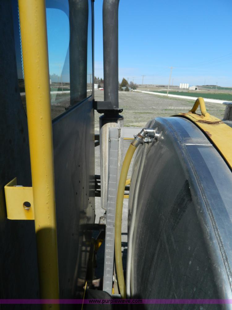 image for item J5144 1997 Ag-Chem RoGator 854 self-propelled applicator