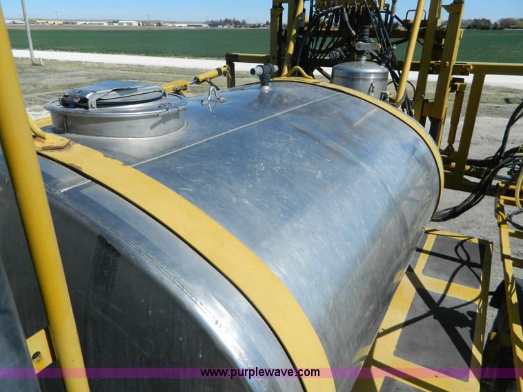 image for item J5144 1997 Ag-Chem RoGator 854 self-propelled applicator