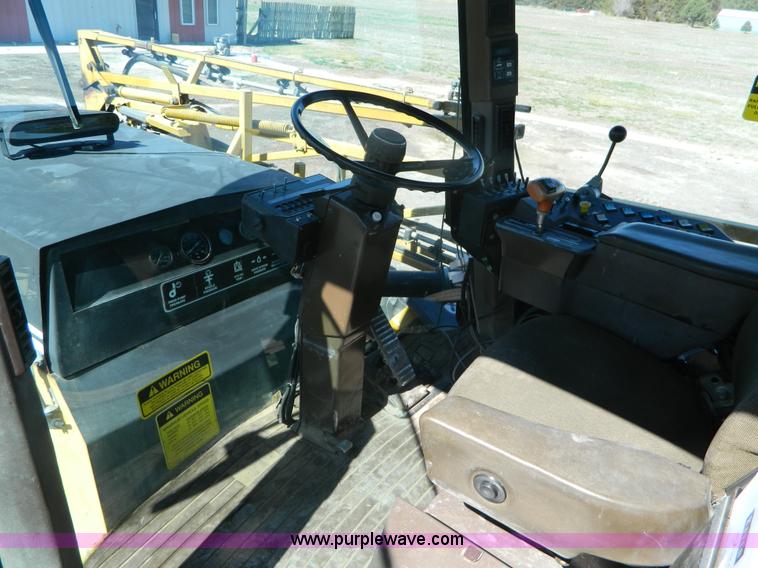 image for item J5144 1997 Ag-Chem RoGator 854 self-propelled applicator
