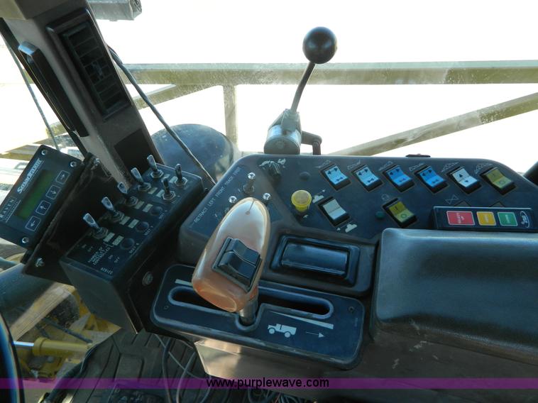 image for item J5144 1997 Ag-Chem RoGator 854 self-propelled applicator