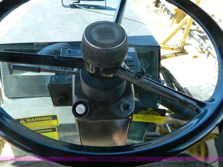 image for item J5144 1997 Ag-Chem RoGator 854 self-propelled applicator