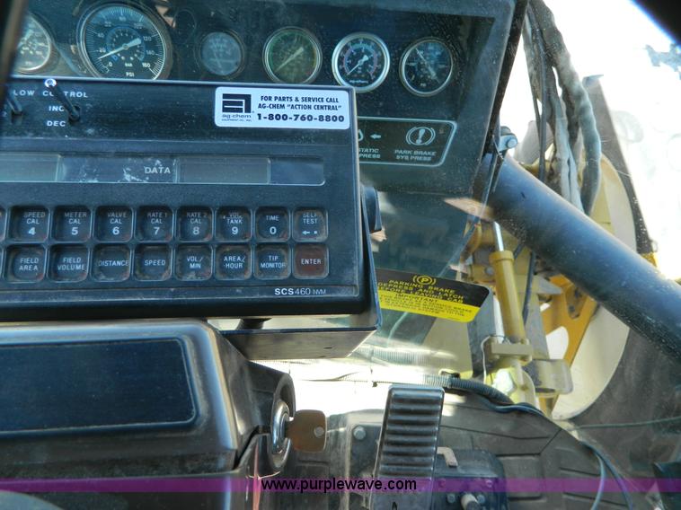 image for item J5144 1997 Ag-Chem RoGator 854 self-propelled applicator