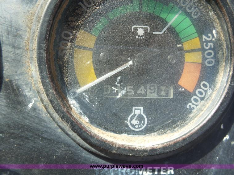 image for item J6175 1972 Case 1370 tractor