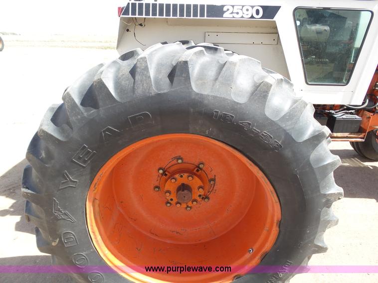 image for item J6176 1980 Case 2590 tractor