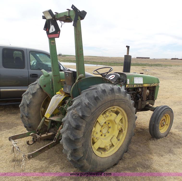 image for item J6177 John Deere 2040 tractor