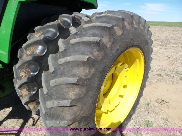 image for item J6187 1992 John Deere 4960 MFWD tractor