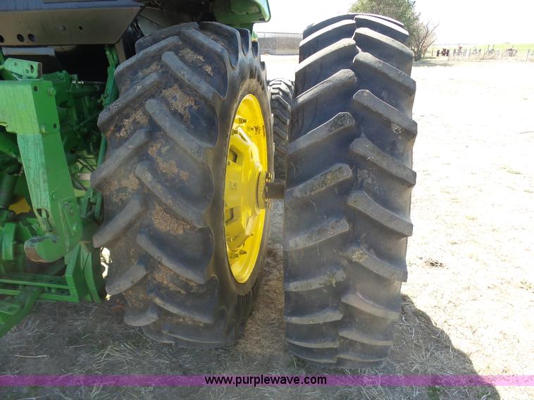 image for item J6187 1992 John Deere 4960 MFWD tractor