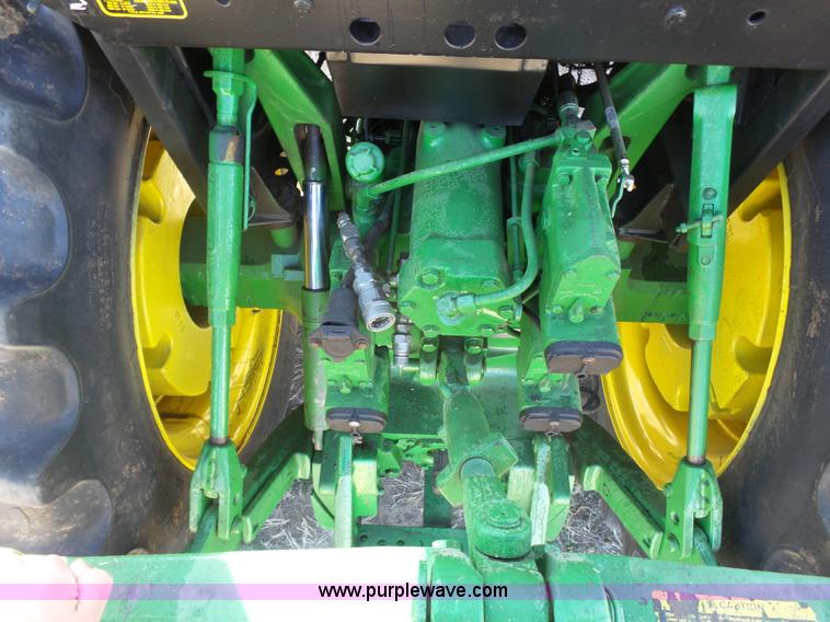 image for item J6187 1992 John Deere 4960 MFWD tractor