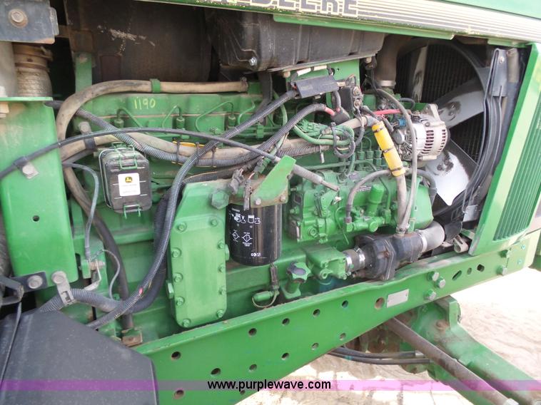 image for item J6190 1995 John Deere 7800 MFWD tractor