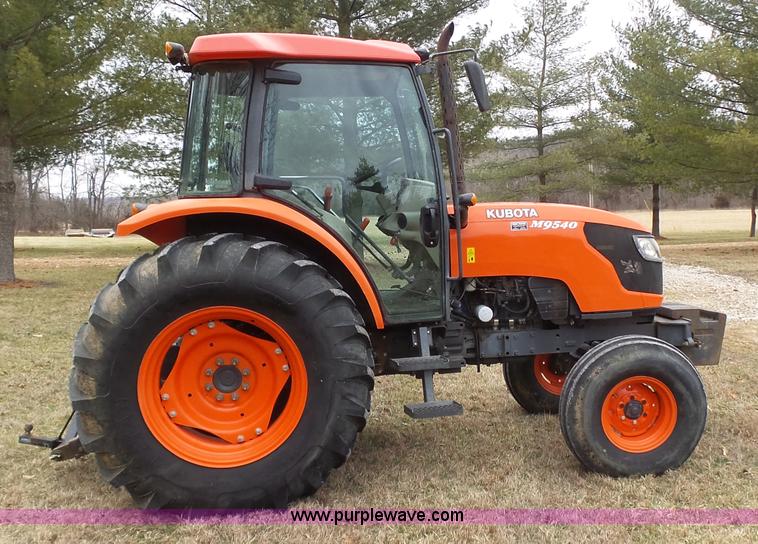 image for item K1294 2006 Kubota M9540F tractor