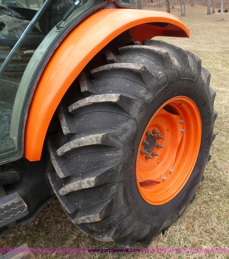 image for item K1294 2006 Kubota M9540F tractor