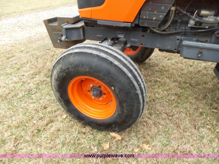 image for item K1294 2006 Kubota M9540F tractor