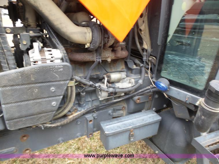 image for item K1294 2006 Kubota M9540F tractor