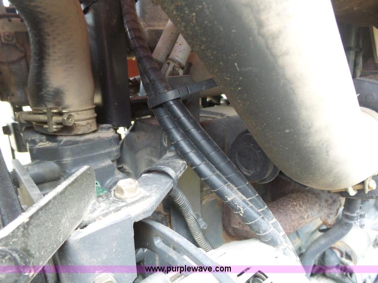 image for item K1294 2006 Kubota M9540F tractor