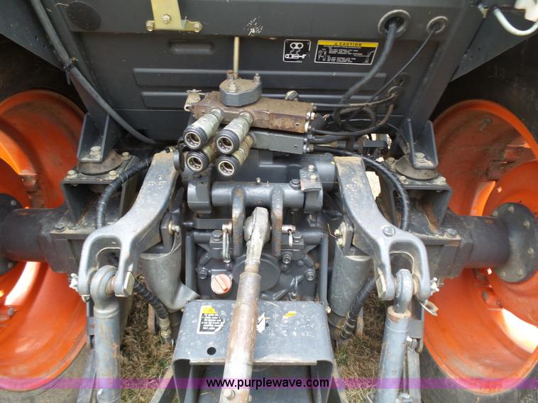 image for item K1294 2006 Kubota M9540F tractor