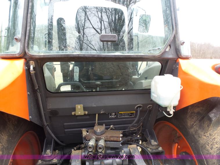 image for item K1294 2006 Kubota M9540F tractor