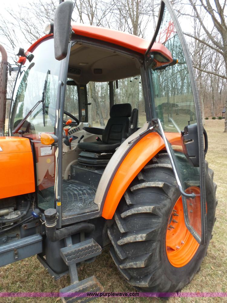 image for item K1294 2006 Kubota M9540F tractor