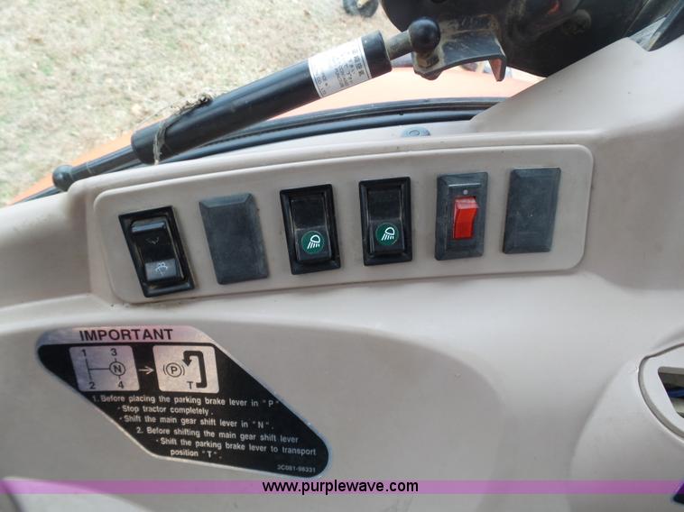 image for item K1294 2006 Kubota M9540F tractor