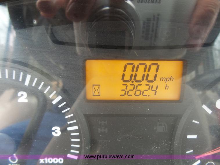 image for item K1294 2006 Kubota M9540F tractor