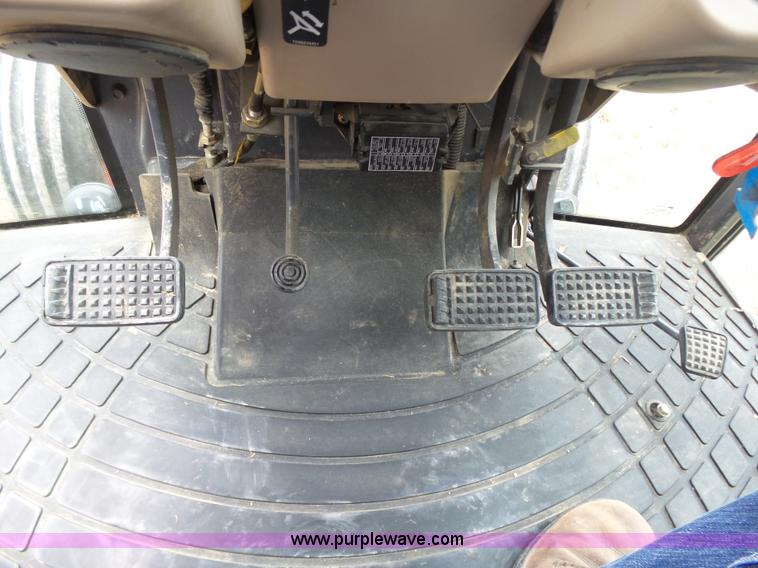 image for item K1294 2006 Kubota M9540F tractor