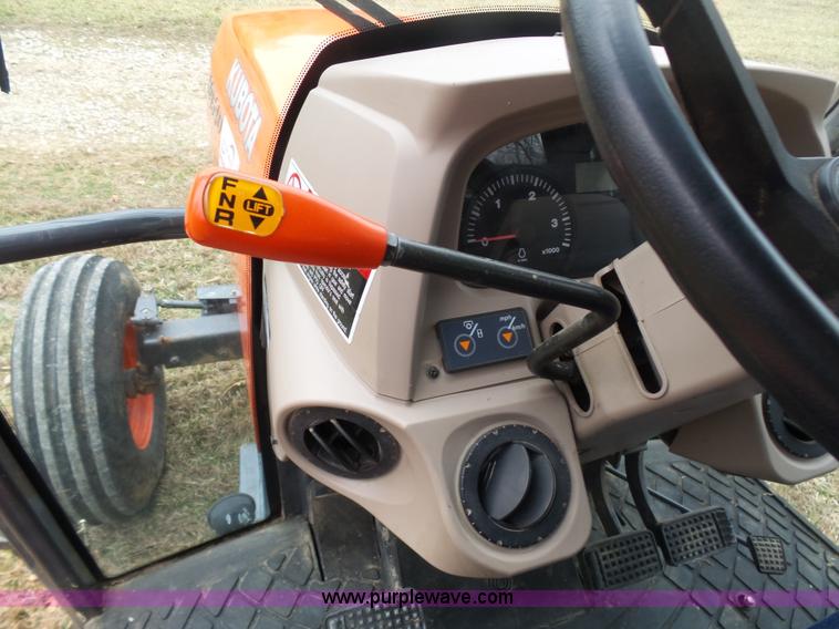 image for item K1294 2006 Kubota M9540F tractor