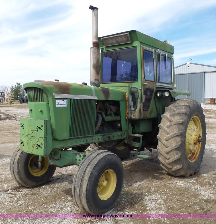 image for item K4283 John Deere 4520 tractor