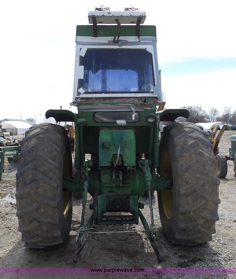 image for item K4283 John Deere 4520 tractor
