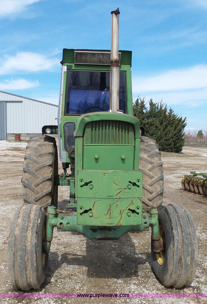 image for item K4283 John Deere 4520 tractor