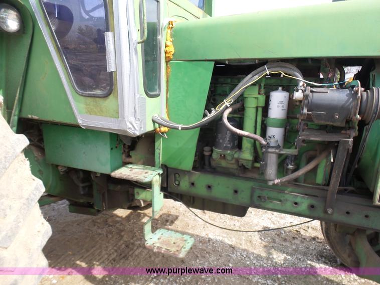 image for item K4283 John Deere 4520 tractor