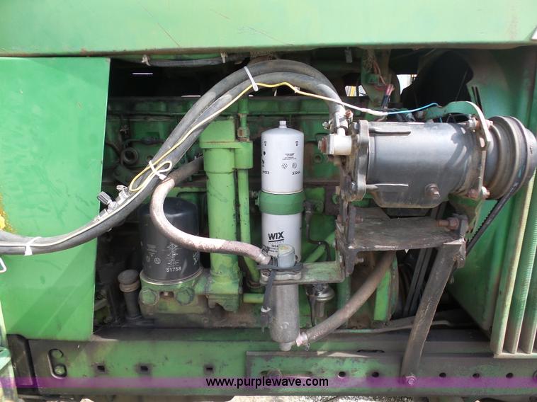 image for item K4283 John Deere 4520 tractor