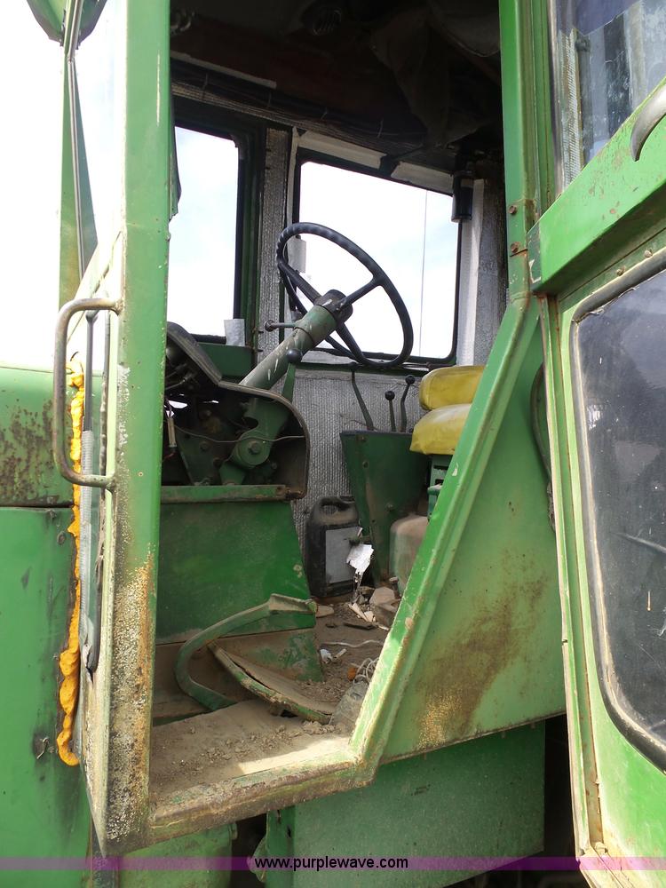 image for item K4283 John Deere 4520 tractor
