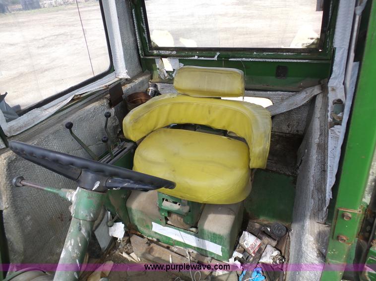 image for item K4283 John Deere 4520 tractor