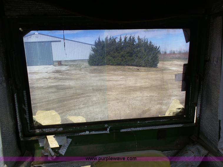 image for item K4283 John Deere 4520 tractor