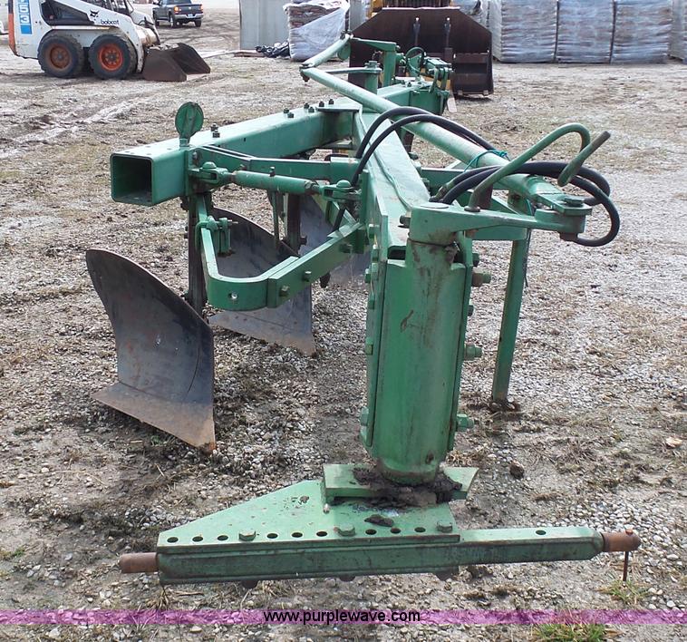 image for item K4284 John Deere 1450 four bottom plow