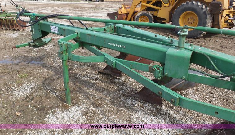 image for item K4284 John Deere 1450 four bottom plow