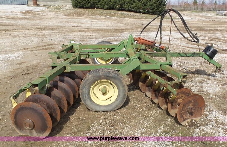 image for item K4285 John Deere disk