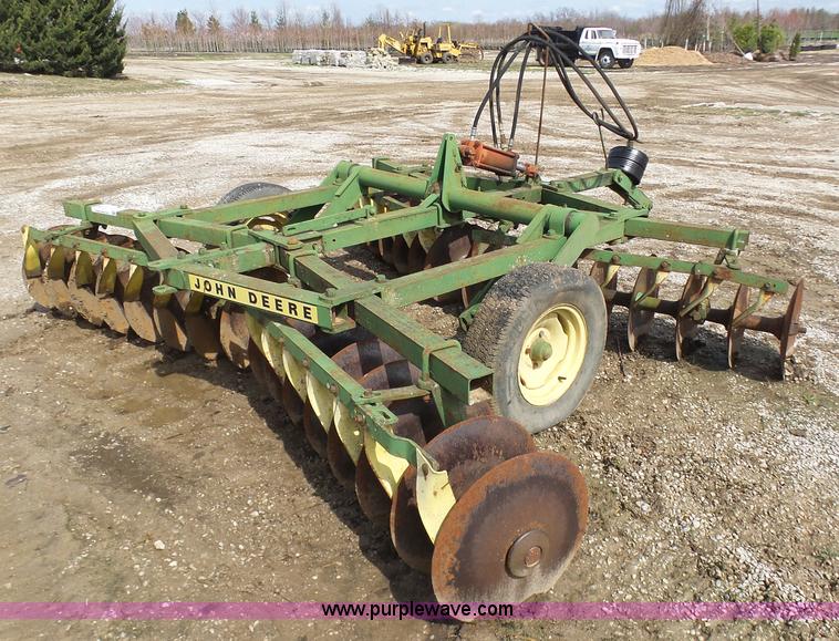 image for item K4285 John Deere disk