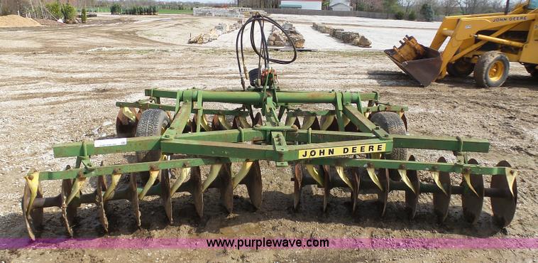 image for item K4285 John Deere disk