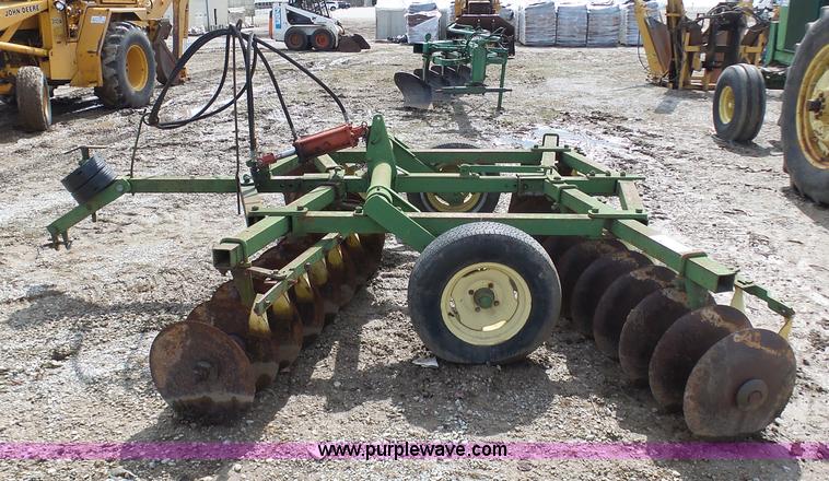 image for item K4285 John Deere disk