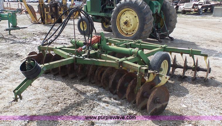 image for item K4285 John Deere disk