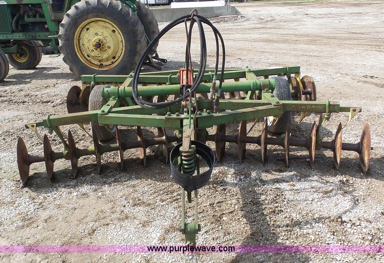 image for item K4285 John Deere disk