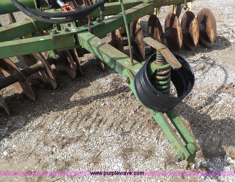image for item K4285 John Deere disk