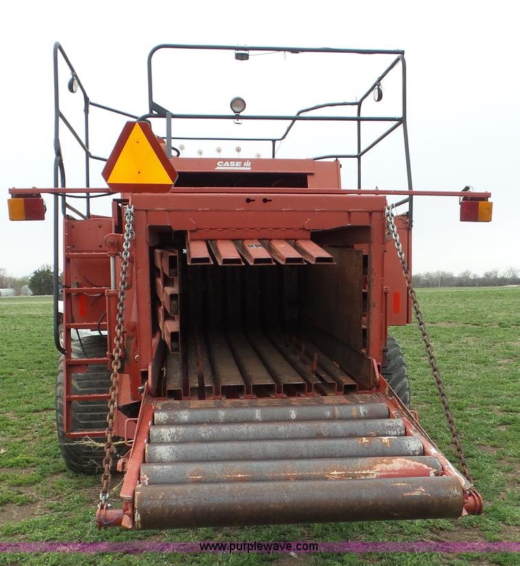 image for item K6829 2000 Case IH 8585 large square baler