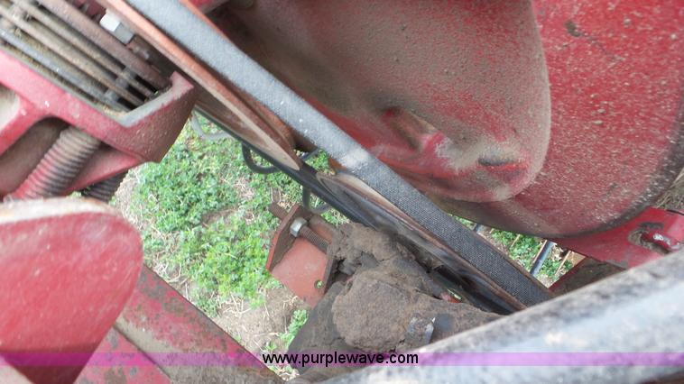 image for item K6829 2000 Case IH 8585 large square baler