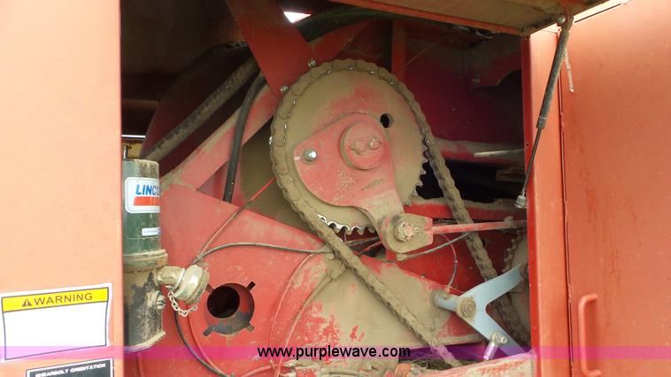 image for item K6829 2000 Case IH 8585 large square baler