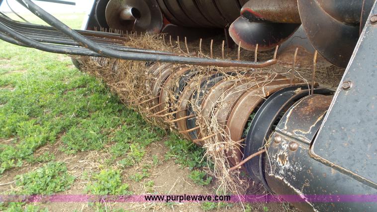 image for item K6829 2000 Case IH 8585 large square baler