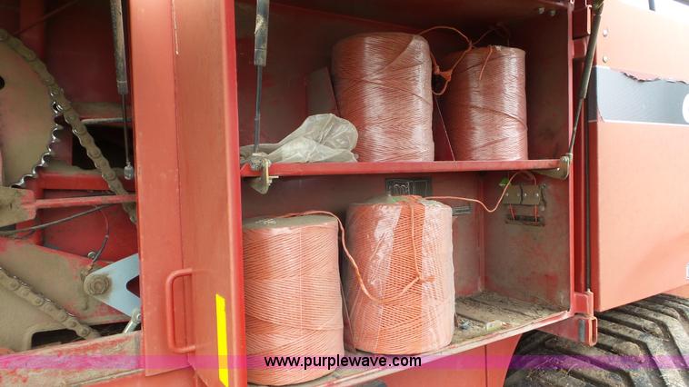 image for item K6829 2000 Case IH 8585 large square baler